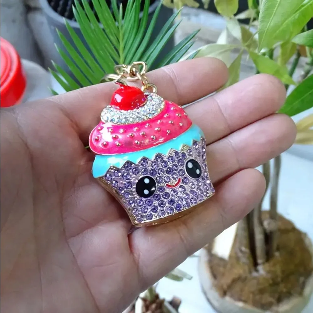 Rhinestone Keychain - Picture 1 of 4